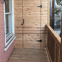 Porte en bois pour rangement